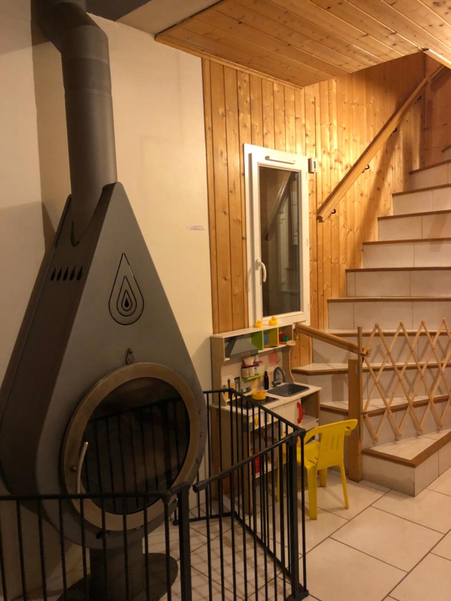 Petite Maison Au Calme Avec Vue Magnifique !