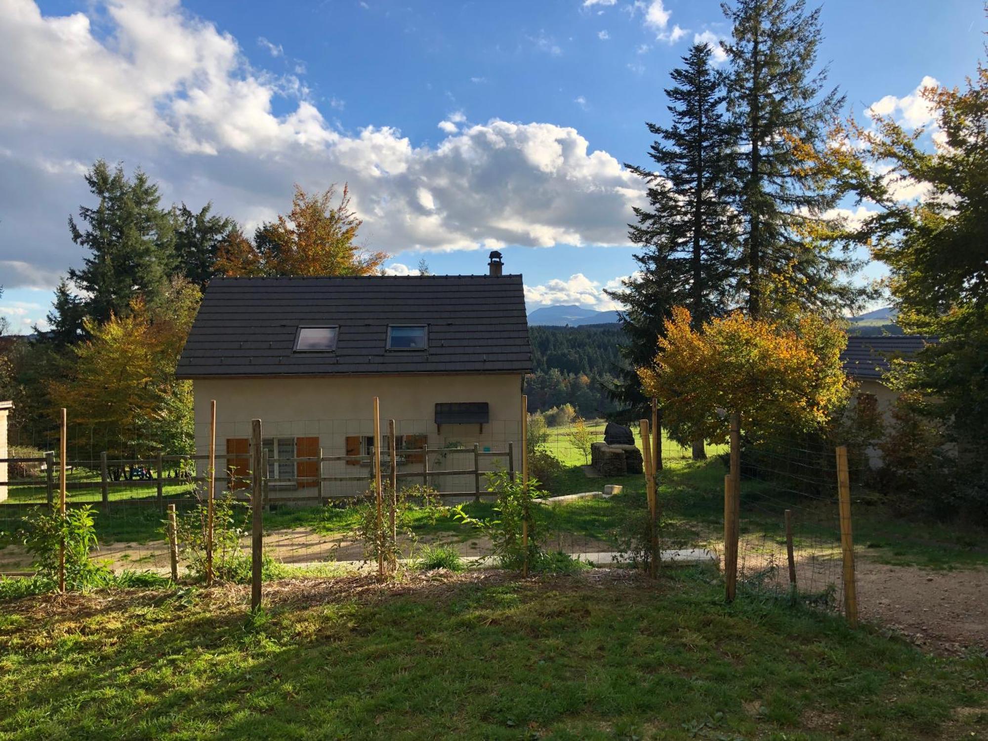 Petite Maison Au Calme Avec Vue Magnifique !